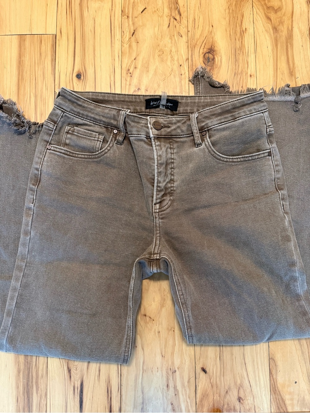 Wild Oak Boutique - Neona Risen Jeans - Women’s 9/29 - Picture 2 of 9